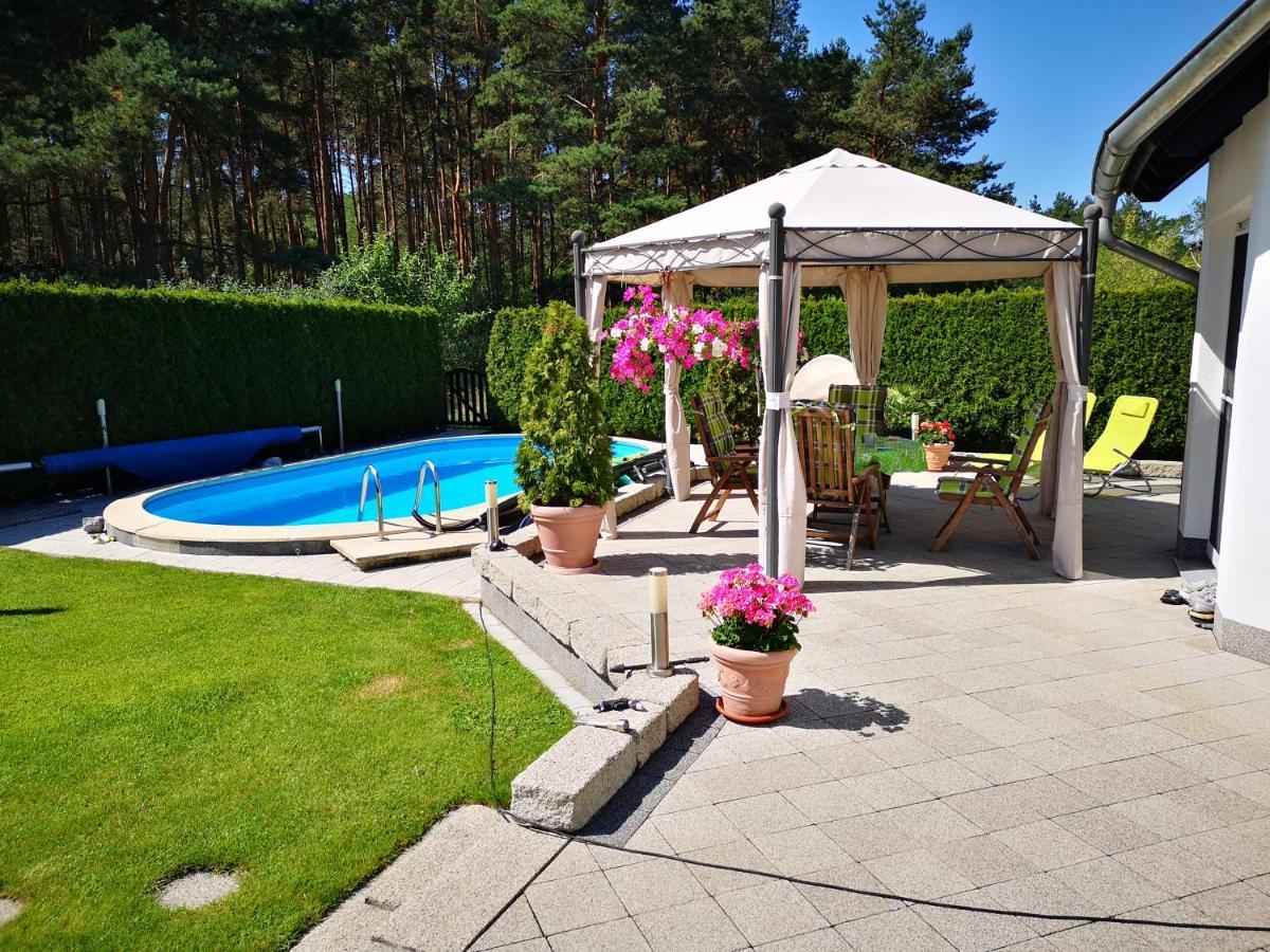 Gaestezimmer Im Bewohnten Efh Mit Pool Und Garten Ziltendorf Eksteriør billede