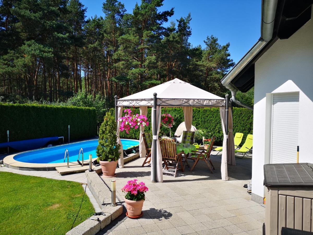 Gaestezimmer Im Bewohnten Efh Mit Pool Und Garten Ziltendorf Eksteriør billede